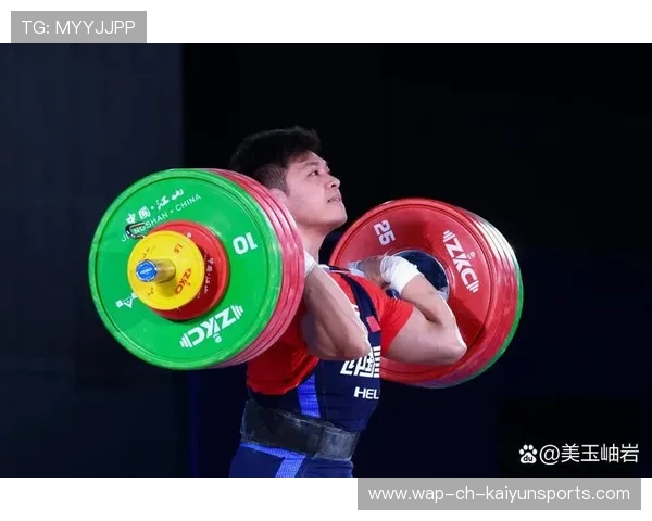 世界举重大奖赛中国选手冲击个人最佳成绩 世界举重大奖赛中国选手冲击个人最佳成绩